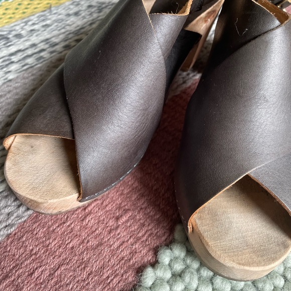 Bosabo France 🇫🇷 Gorgeous Handmade Leather Low Heel Wooden Soles - Size 8/8.5 - Picture 5 of 15